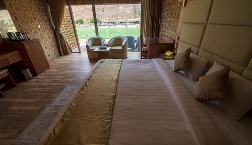 Superior Single Room, 1 Queen Bed