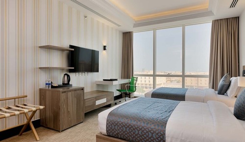 Family Suite, 2 Bedrooms, 2 Bathrooms, City View
