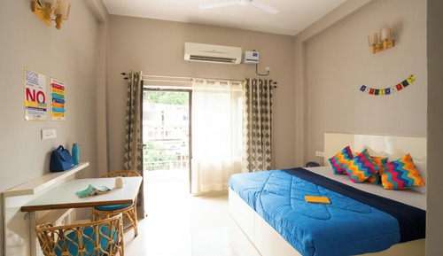 Deluxe private Ac room With Ensuite Bathroom