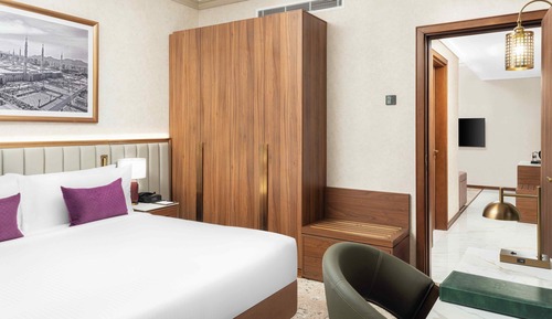 Standard Suite
