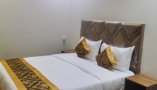 Exclusive Studio Suite