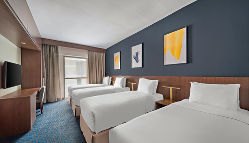 Deluxe Room, Multiple Beds
