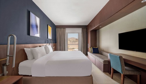 Deluxe Room, 1 King Bed