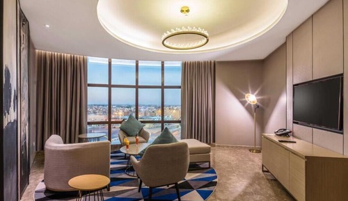 Junior Studio Suite