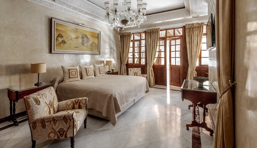 Exclusive Suite