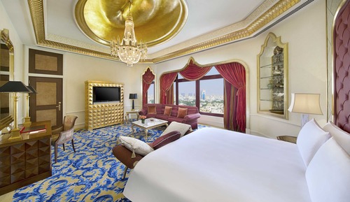 Junior Suite, 1 King Bed