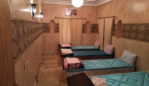 Shared Dormitory, Multiple Beds
