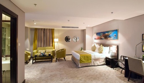 Junior Suite, City View