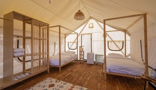 Comfort Tent, Patio, Desert View