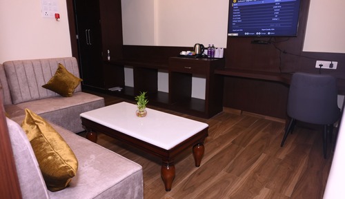 Luxury Suite