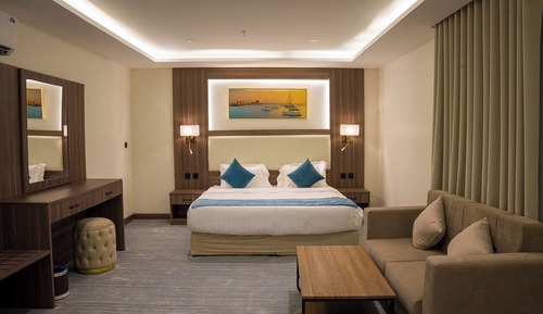 Economy Apartment, 3 Bedrooms, Housekeeping, City View
