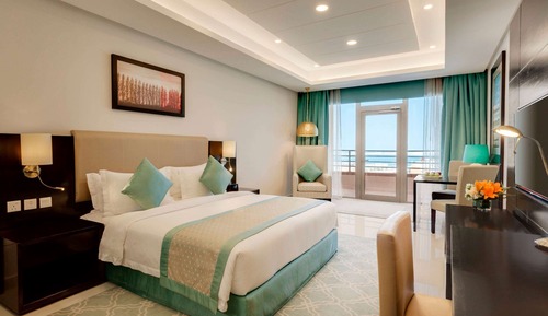 Superior Room, 1 King Bed, Accessible, Non Smoking