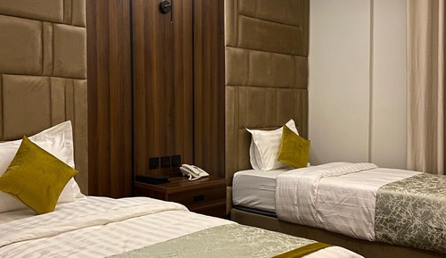 Deluxe Twin Room