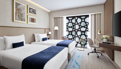 Suite, 3 Bedrooms