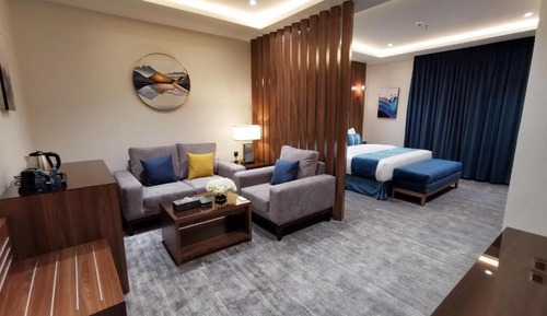 Deluxe Studio Suite