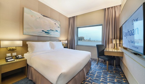 Room, 1 King Bed, City View (Guest, High Floor)