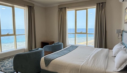 Superior Suite, Multiple Beds, Sea View