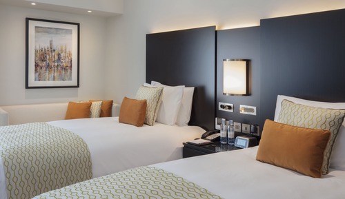 Standard Room, Multiple Beds, Garden View