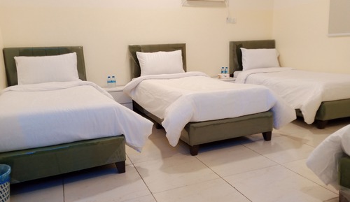 Economy Triple Room