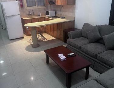 One-Bedroom Apartment with Balcony