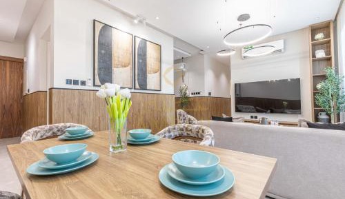 Two-Bedroom Superior Apartment