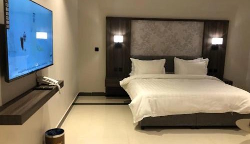 One-Bedroom Family Apartment