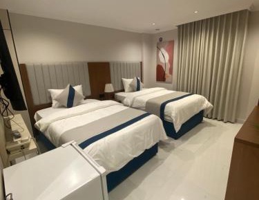 Twin Room with Bathroom