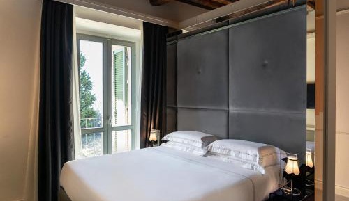 Suite with Balcony