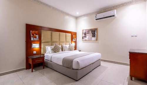 Standard King Room