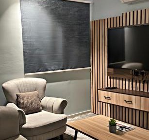 Deluxe Room (2 Adults + 1 Child)