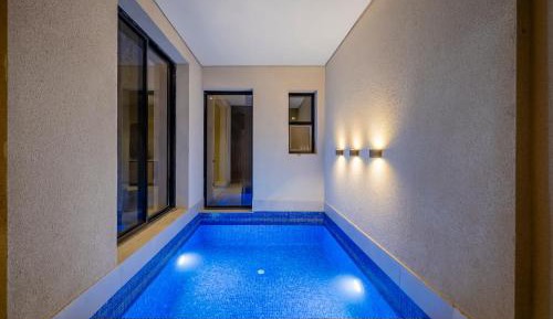 Suite with Private Pool