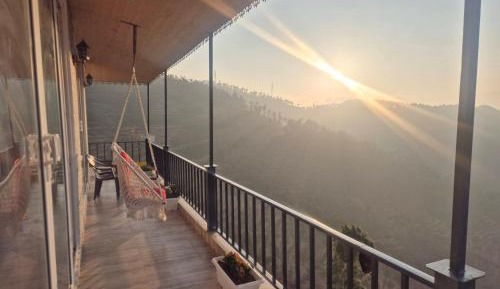 Suite with Mountain View