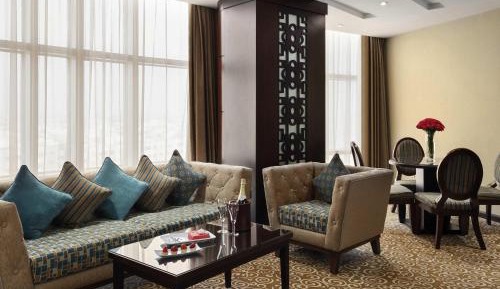 Honeymoon Suite
