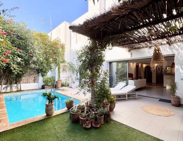 Superior Villa