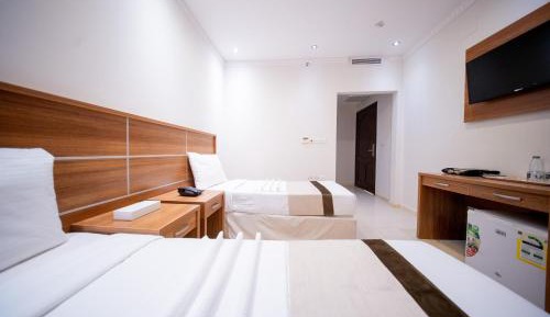 Double or Twin Room with Bathroom