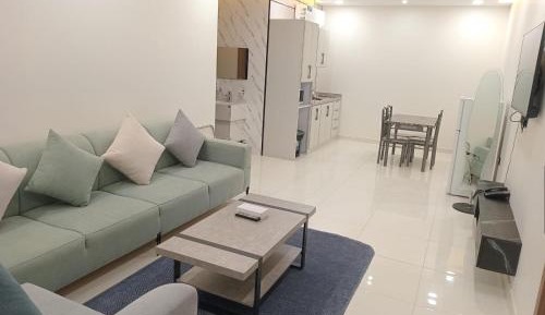 Three-Bedroom Deluxe Apartment