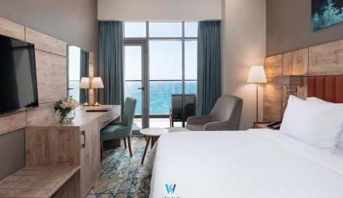 Superior King Room