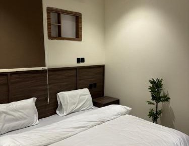 Deluxe Studio