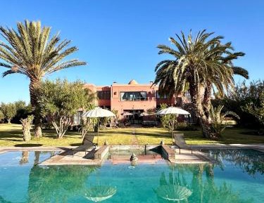 Villa with Garden View