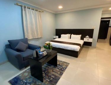 Deluxe King Room