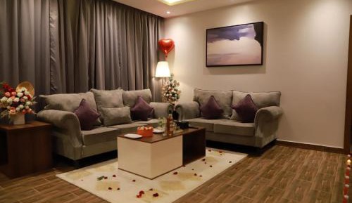Superior King Suite