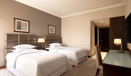 Executive Room, Club lounge access, Guest room