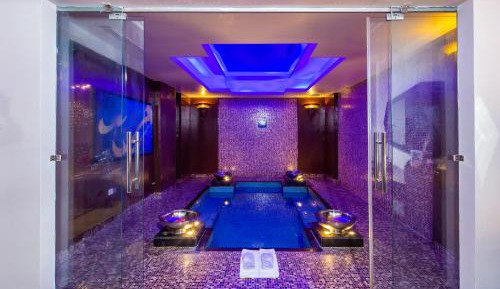 Royal Suite room with private Jacuzzi