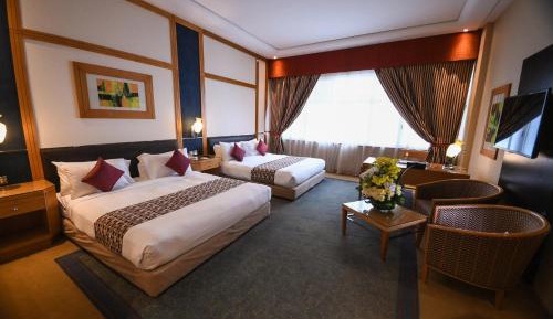 Senior Suite