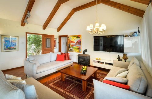 Ma'alot - Tarshiha Apartment | Country Yard Villa in Yaffe Nof Maalot