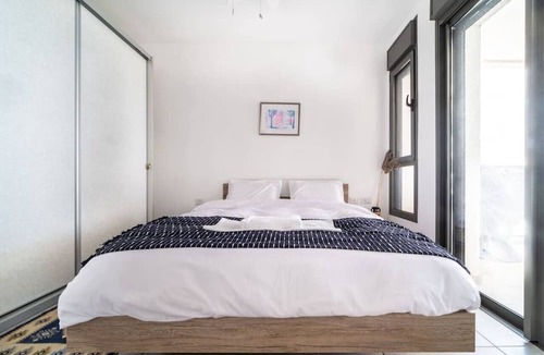 Nahariya Apartment | Beach Haven 3BR Apt by Sea N' Rent