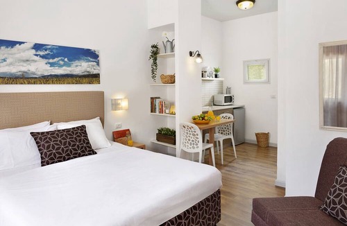 Malkiya Hotel | Malkiya TravelHotel