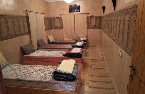 Ikhf nʼIghir Hostel | Gite Paradis d'Ait Bouguemez - Hostel