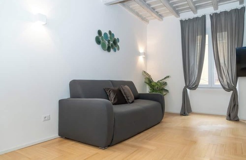 Rione XIV Borgo Apartment | Luxury Suite a Due Passi da San Pietro