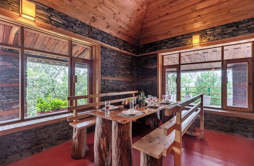 Kandaghat Ski Chalet | Alaya Stays Suro Woodbine Chalet Cottage